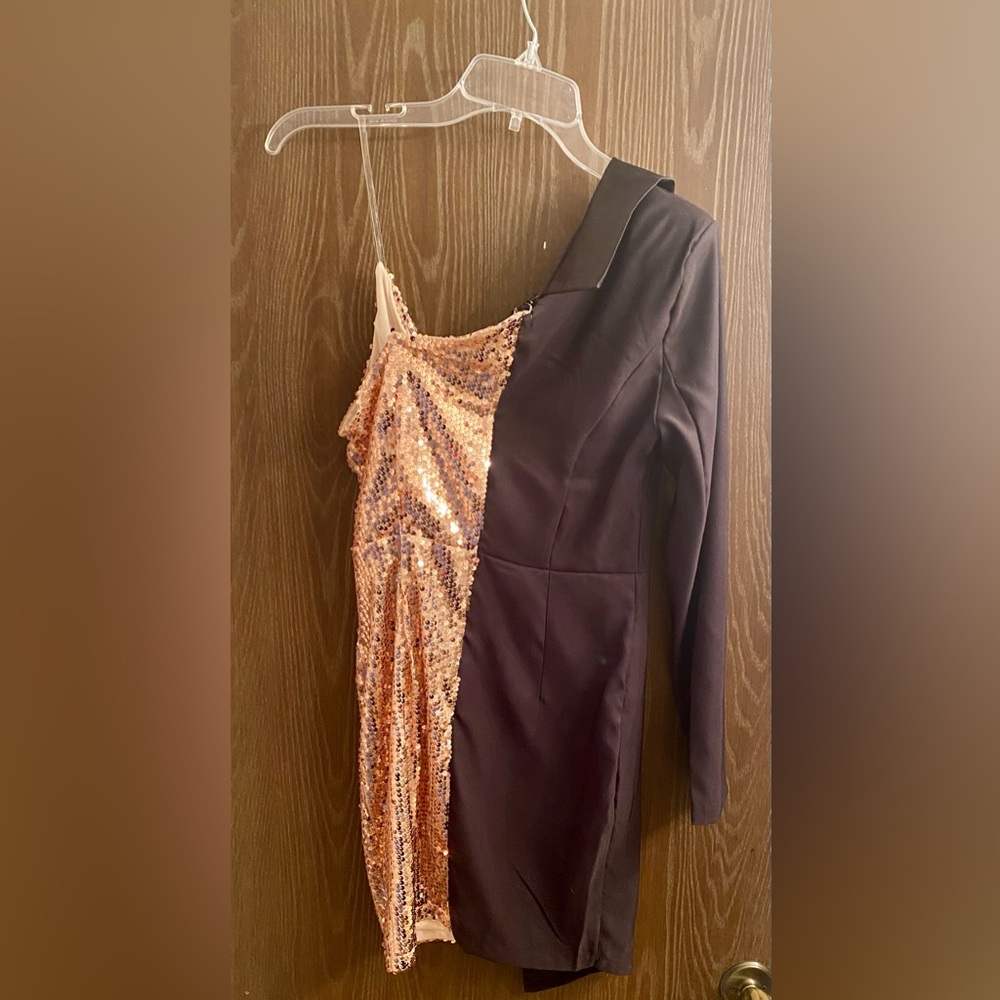 Mini Dress - Picture 2 of 4